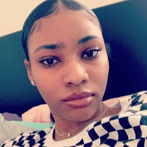 Meet your Posher, Vonetta